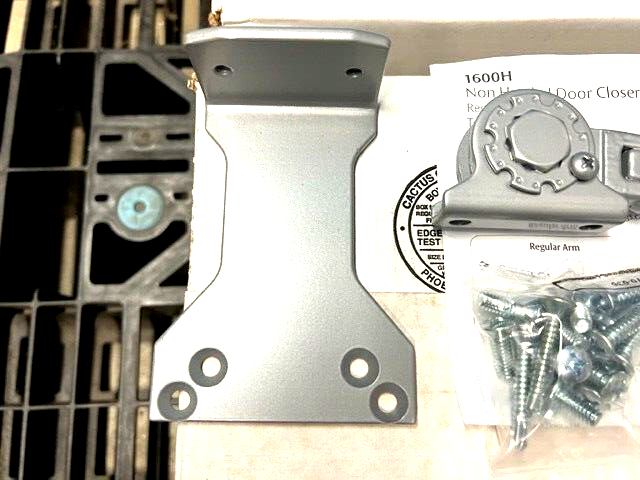 YALE DOOR CLOSER HOLD OPEN ARM 400-3 AKA 400-8 WITH 588 HPA BRACKET ALUMINUM