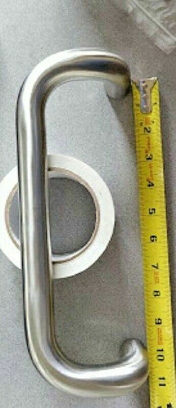 BELLA ARCHITECTURAL T0110-US32D 1" X 10" CTC OFFSET PULL SATIN STAINLESS STEEL