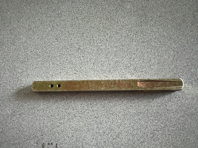 Accentra Yale 1173L Spindle F/Passage 4 3/4" LEVER SPINDLE FOR PASSAGE 2" DOORS
