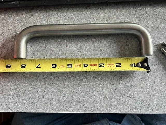 COMMERCIAL DOOR PULL 8 INCH X 3/4" US32D SATIN STAINLESS STEEL