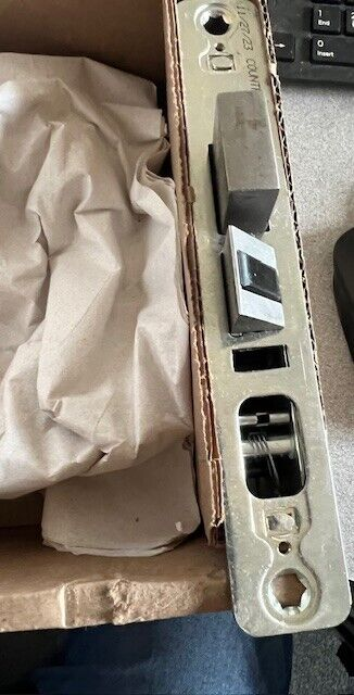 SARGENT MFG ASSA ABLOY EXIT/DORMITORY  8225-US32D BODY, STRIKE, FP  BODY ONLY