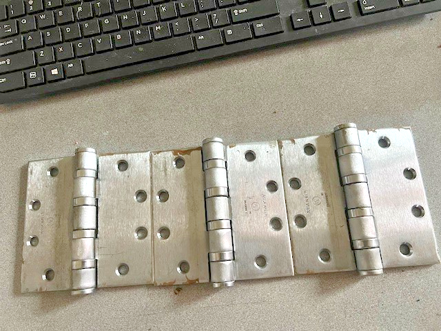 3 EACH MCKINNEY HEAVY WEIGHT HINGE T4A3786  4 1/2 X 4 1/2" US26D USED ASSA ABLOY