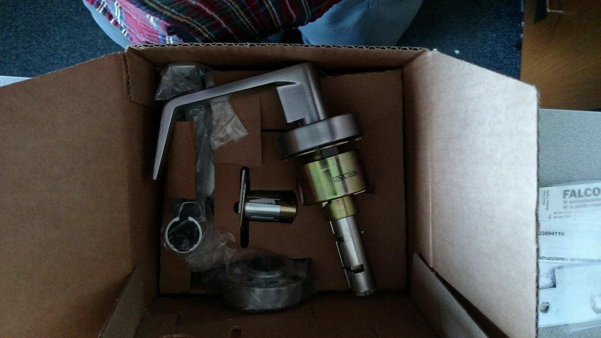 FALCON LOCK W581B SRD US26D  STOREROOM LOCK FOR SFIC LESS CORE NOS