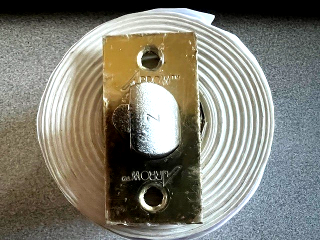 ARROW LOCK 2 3/4" DEADLATCH US3 (LOOK CAREFULLY)