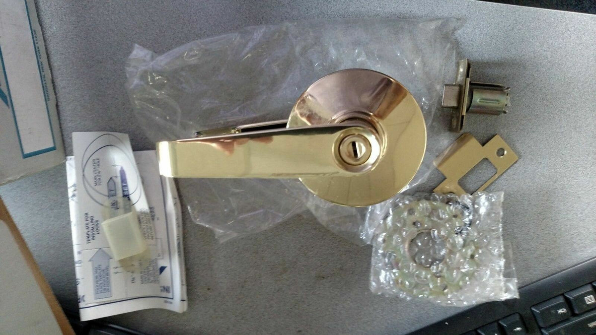 LOCKSMITH ARROW ML 02  SR 3 PRIVACY LEVER GRADE 2 2 3/8" BS POLISHED BRASS US3