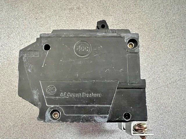 GE AB220 AKA P 16387209 2 POLE 20 AMP BREAKER