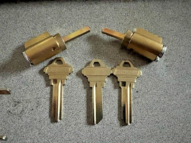 4 EACH KEY IN KNOB/LEVER US26D C KEYWAY C KEYWAY