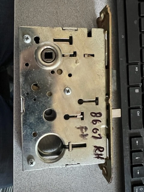 USED YALE 8607FL FOR OLD KNOB SPINDLE TRIM ENTRY BODY ONLY (WILL HAND SEE CHART)