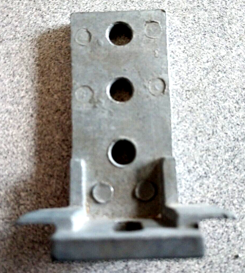COMMERCIAL BATHROOM HEAVY DUTY PILASTER L  FLOOR BRACKET CAST STAINLESS STEEL